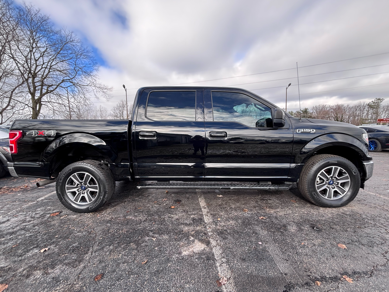 Ford F-150 XL SuperCrew 5.5-ft. Bed 4WD 2018