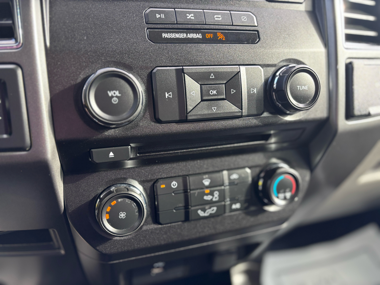 Ford F-150 XL SuperCrew 5.5-ft. Bed 4WD 2018