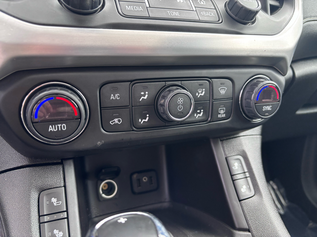 GMC Acadia SLT-1 FWD 2018