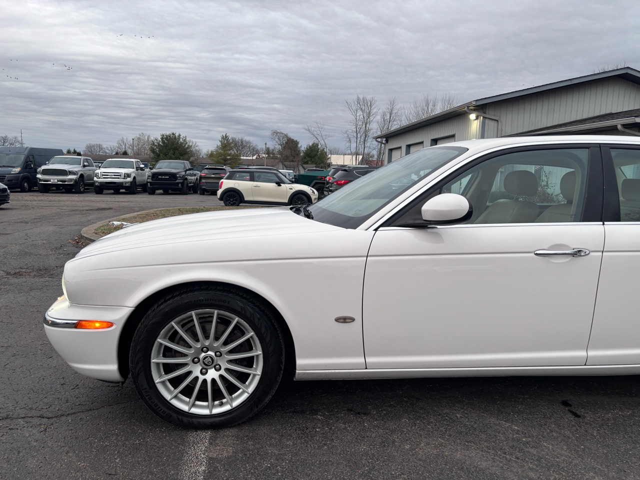 Jaguar XJ-Series XJ8 L 2006