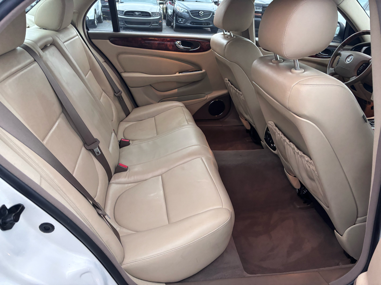 Jaguar XJ-Series XJ8 L 2006