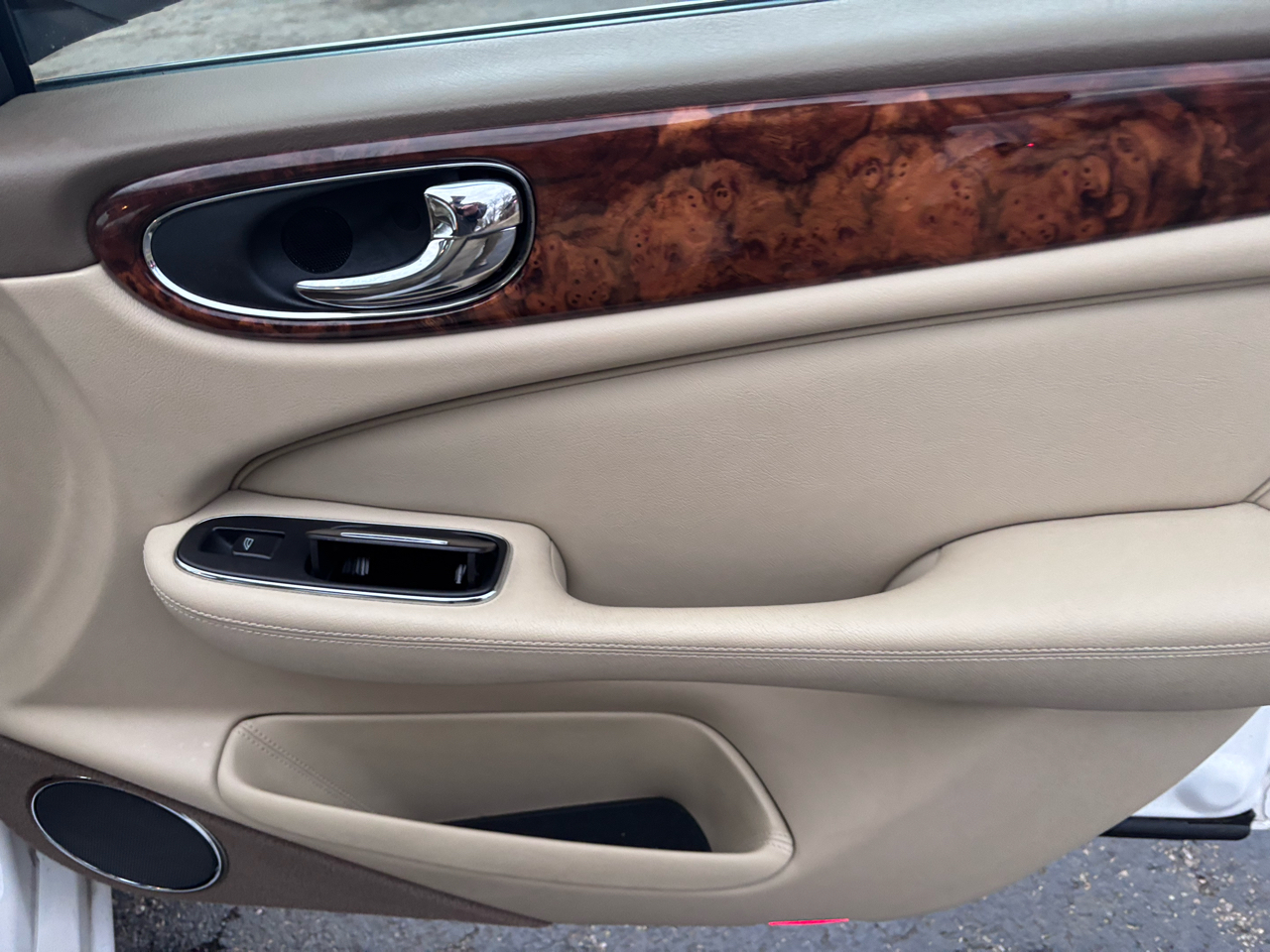 Jaguar XJ-Series XJ8 L 2006