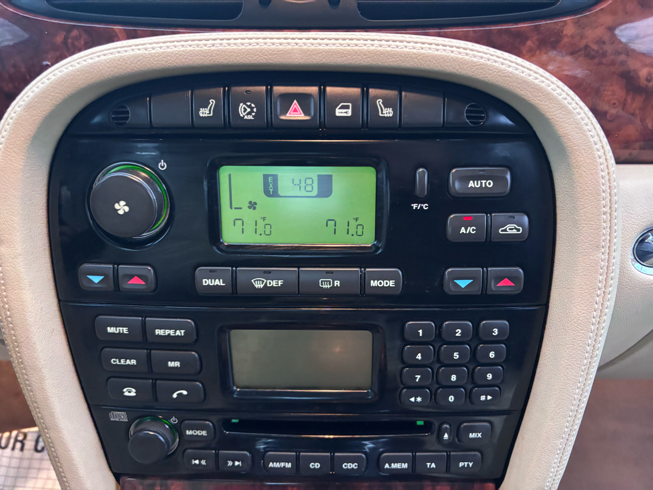 Jaguar XJ-Series XJ8 L 2006