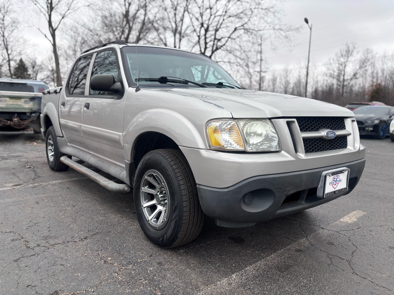 Ford Explorer Sport Trac XLS 2WD 2005
