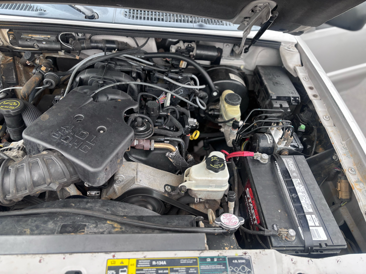 Ford Explorer Sport Trac XLS 2WD 2005