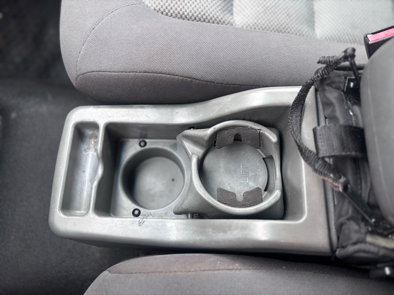 Ford Explorer Sport Trac XLS 2WD 2005