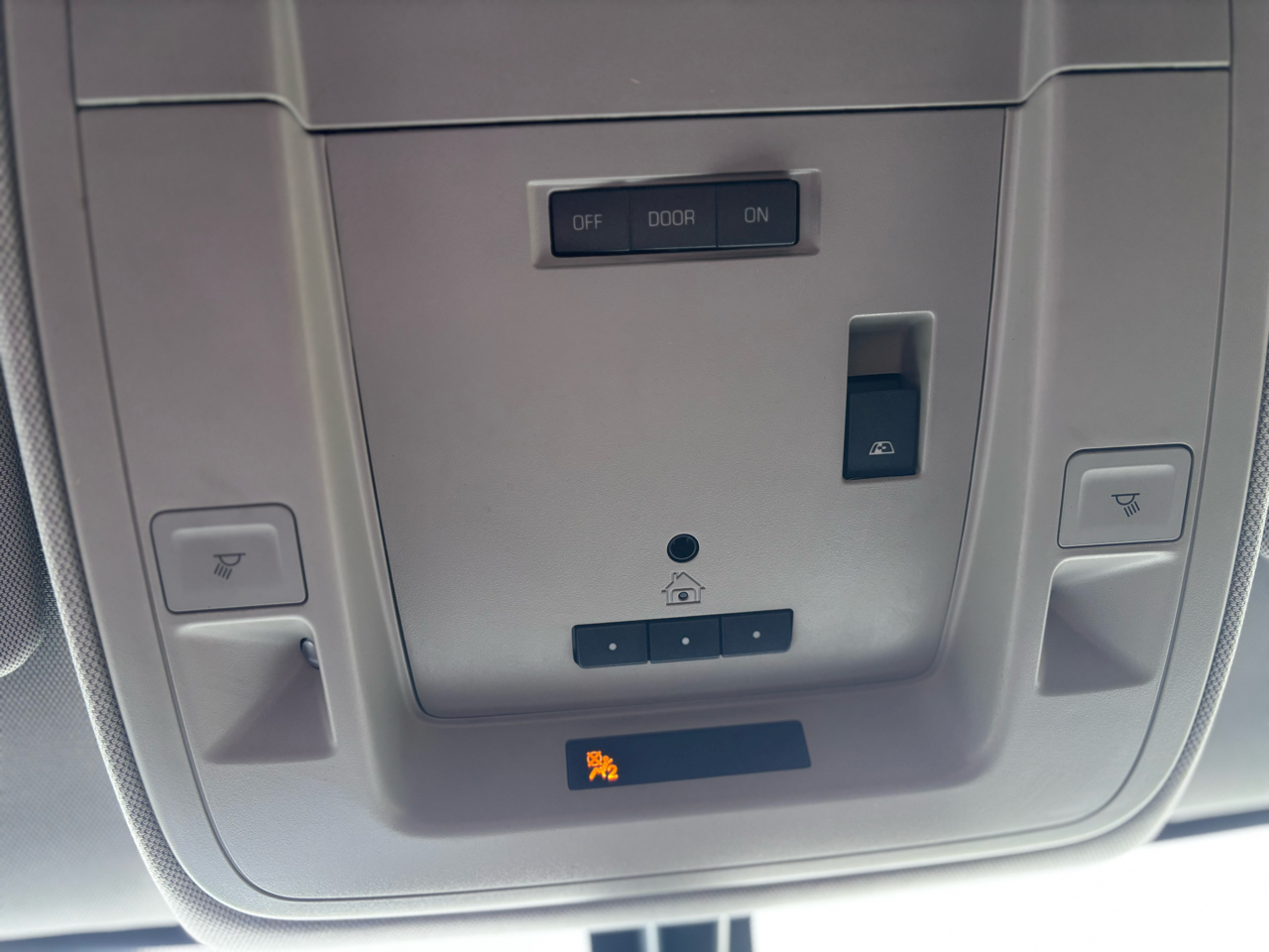 GMC Sierra 1500 SLT Crew Cab 4WD 2014