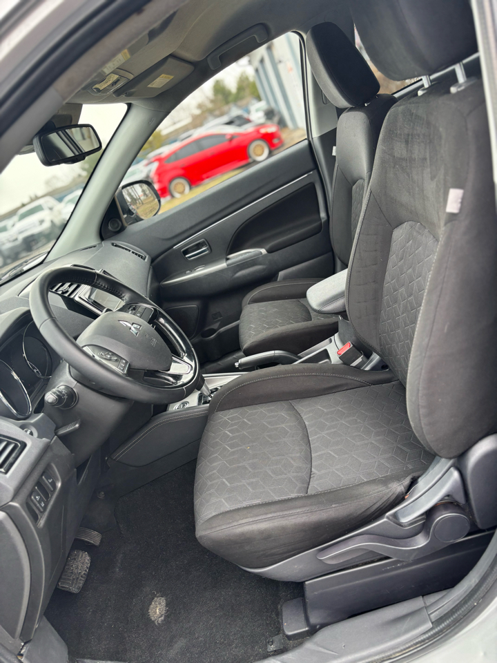 Mitsubishi Outlander Sport 2.0 ES 4WD CVT 2020