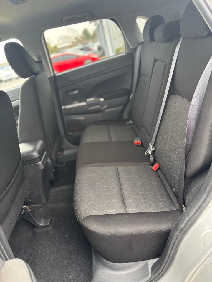 Mitsubishi Outlander Sport 2.0 ES 4WD CVT 2020