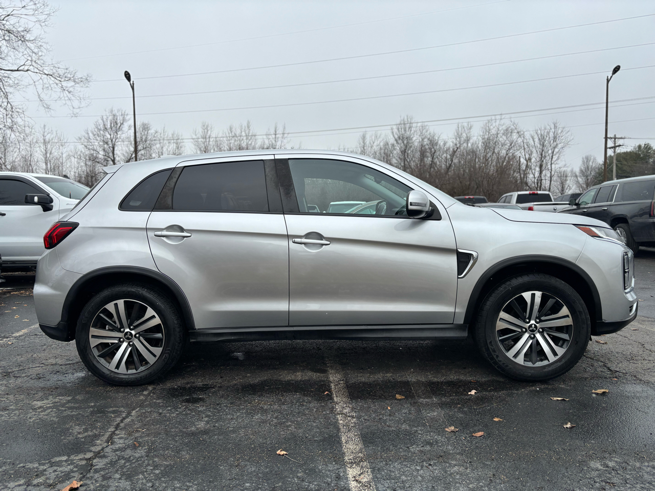 Mitsubishi Outlander Sport 2.0 ES 4WD CVT 2020