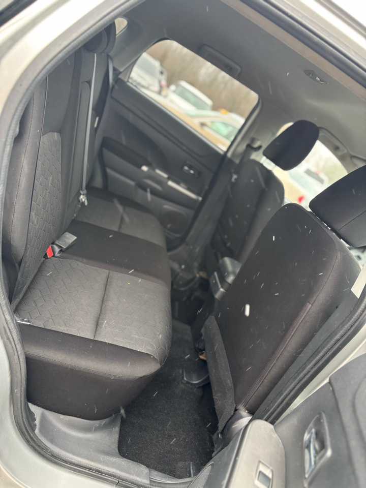 Mitsubishi Outlander Sport 2.0 ES 4WD CVT 2020