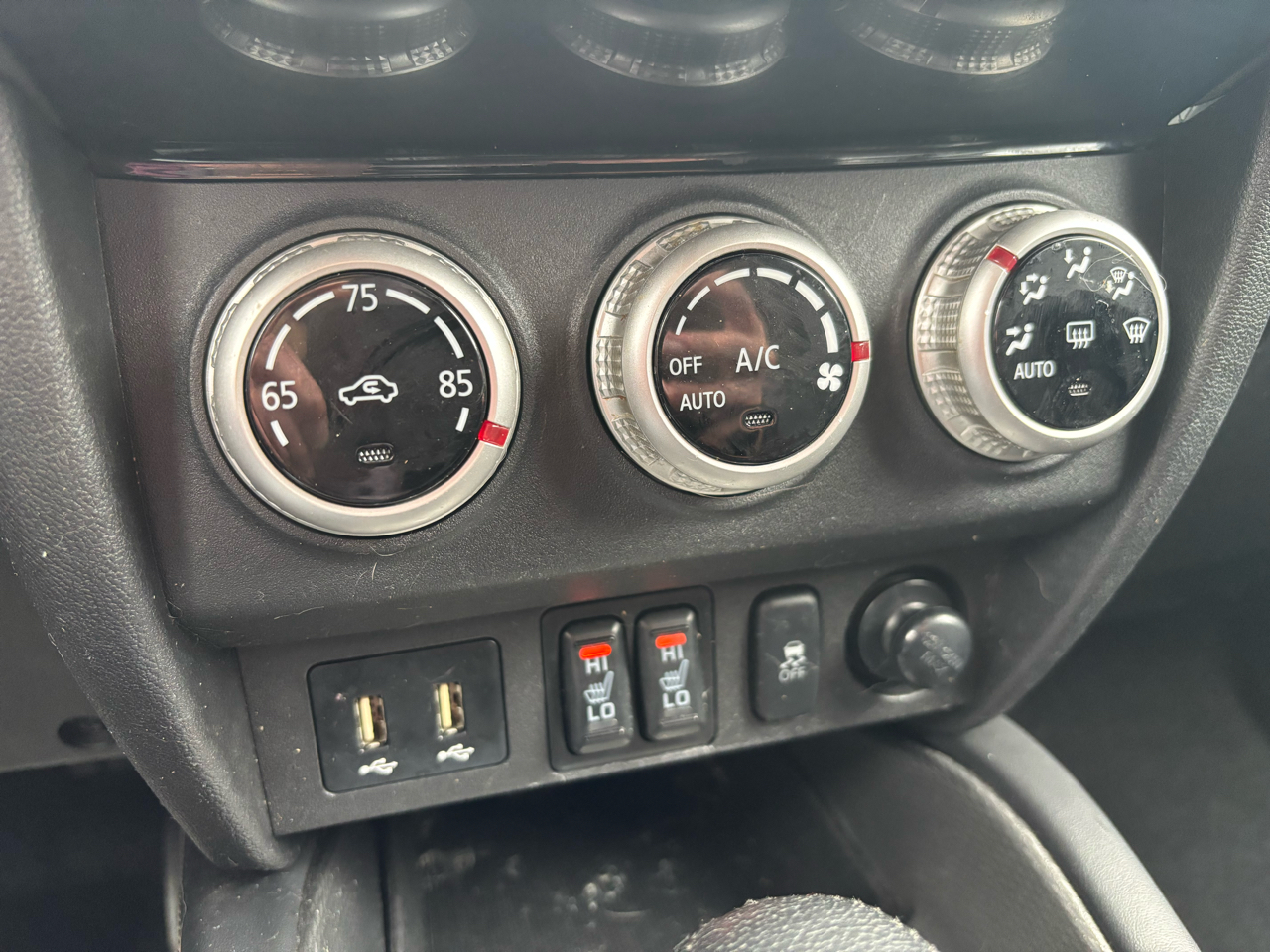 Mitsubishi Outlander Sport 2.0 ES 4WD CVT 2020