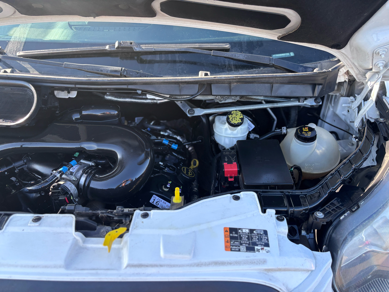 Ford Transit 250 Van Med. Roof w/Sliding Pass. 148-in. WB 2017