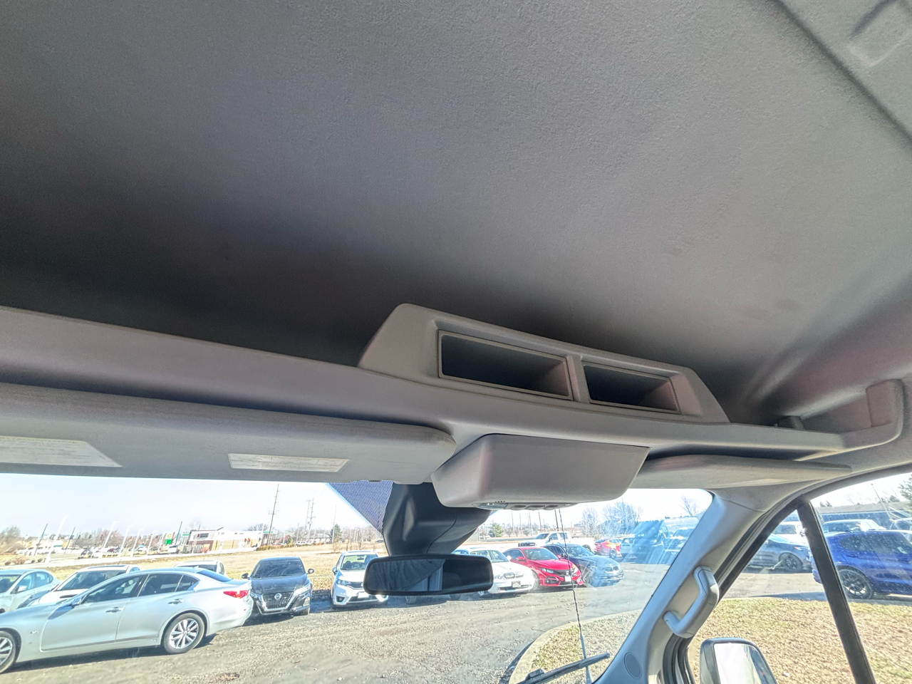 Ford Transit 250 Van Med. Roof w/Sliding Pass. 148-in. WB 2017