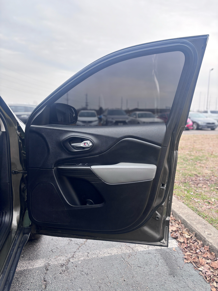 Jeep Cherokee Limited FWD 2014