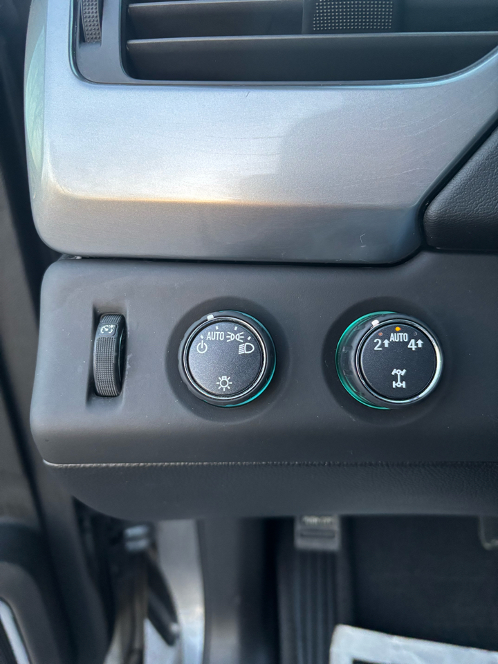 Chevrolet Suburban LT 4WD 2019