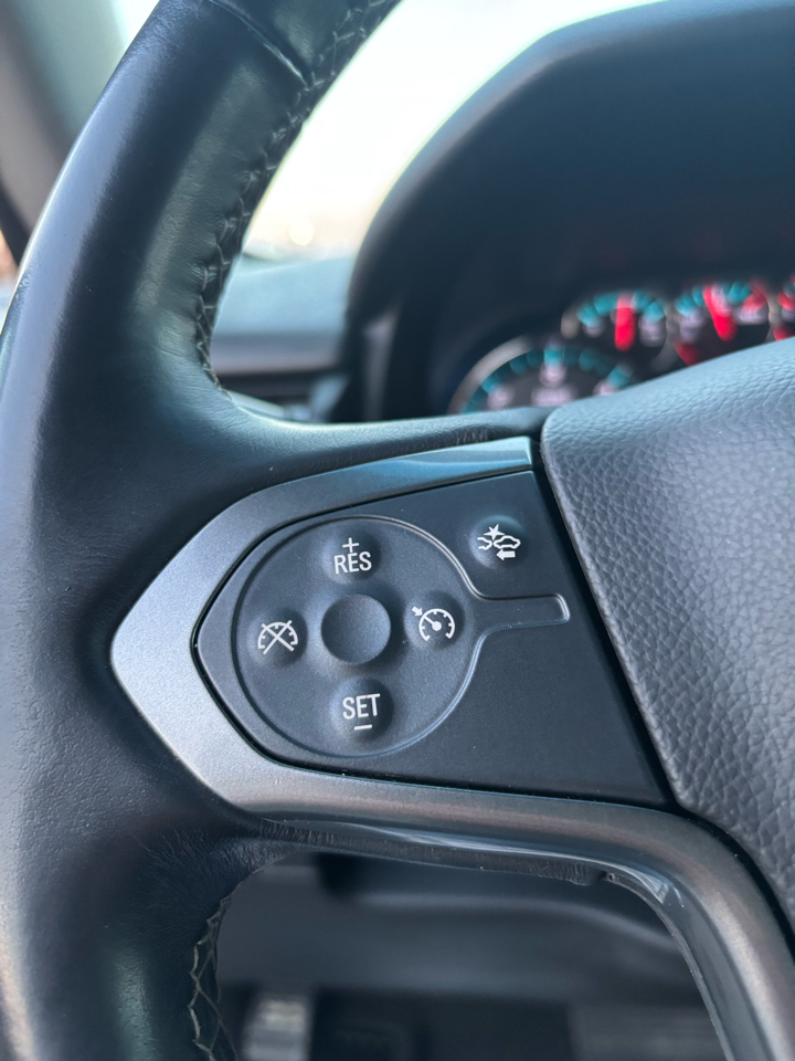 Chevrolet Suburban LT 4WD 2019