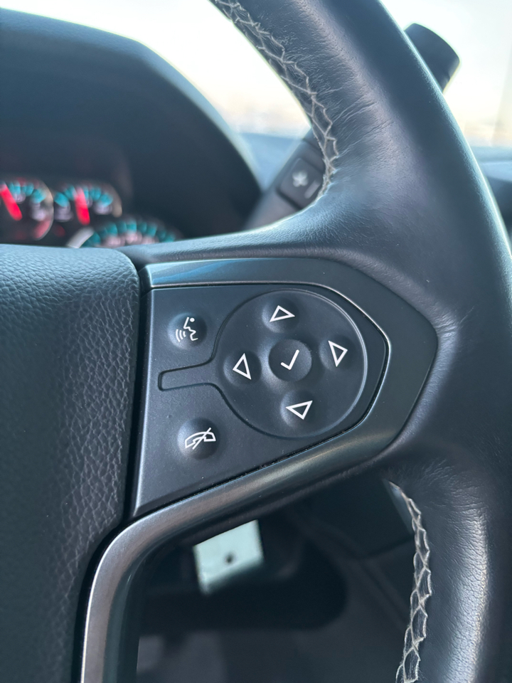 Chevrolet Suburban LT 4WD 2019