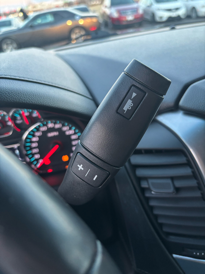 Chevrolet Suburban LT 4WD 2019