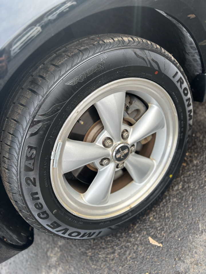 Ford Mustang V6 Premium Coupe 2008