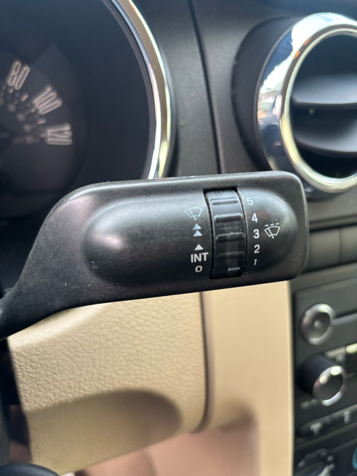 Ford Mustang V6 Premium Coupe 2008