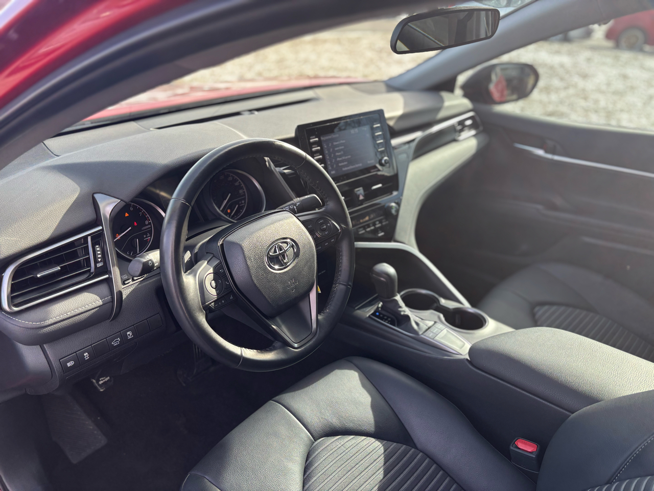 Toyota Camry SE 2023