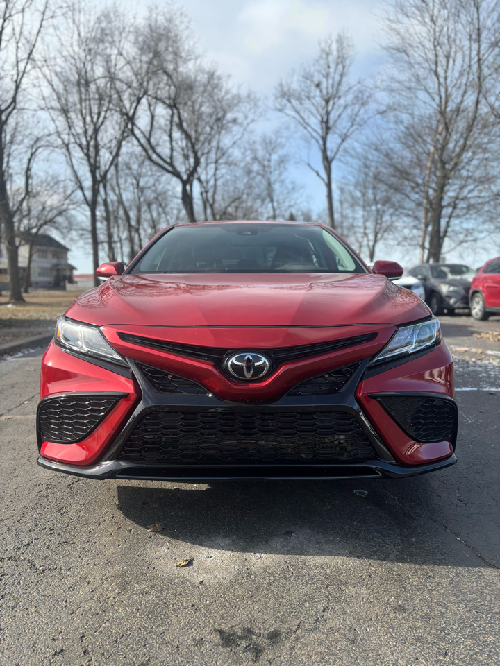 Toyota Camry SE 2023