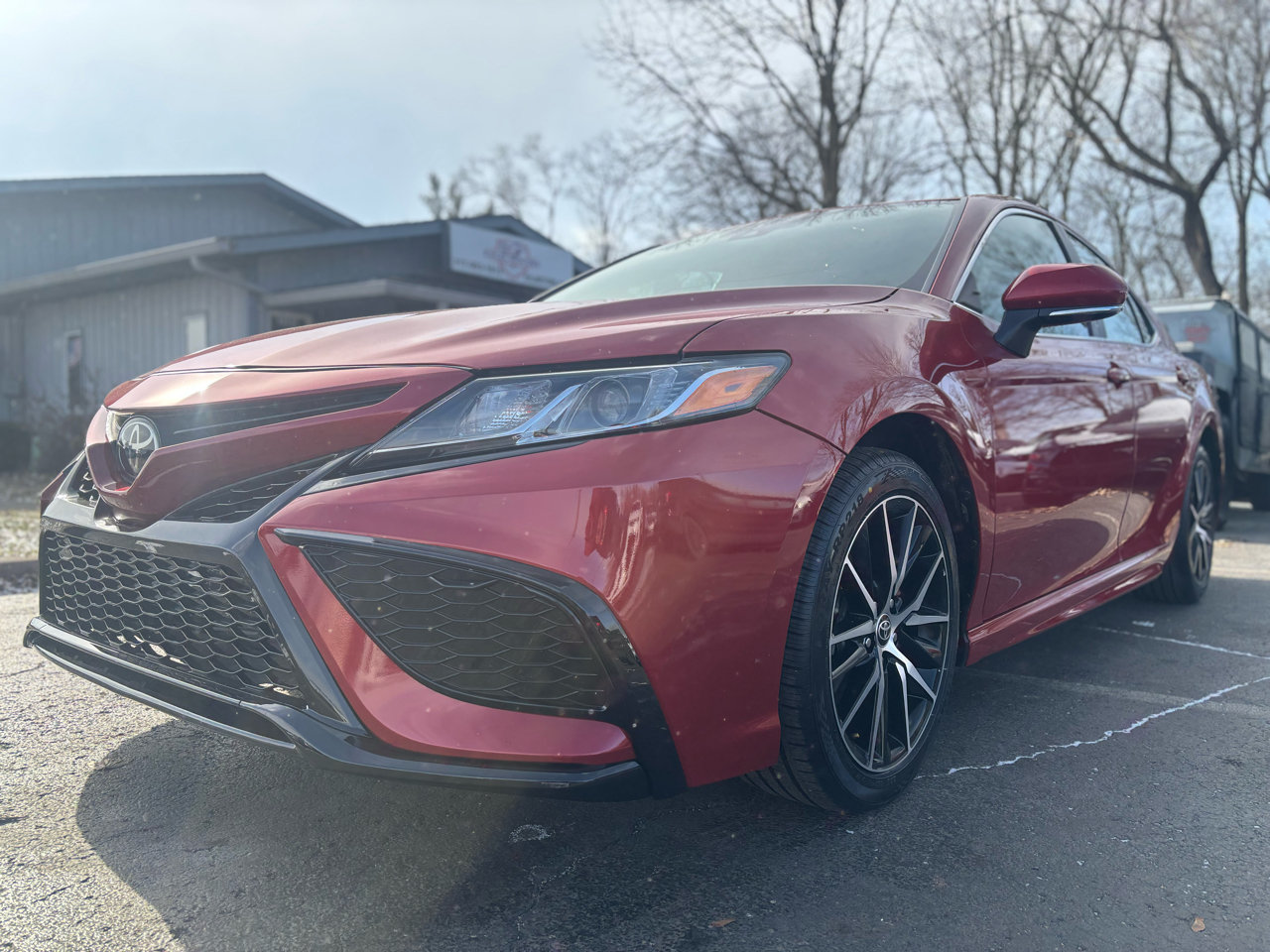 Toyota Camry SE 2023