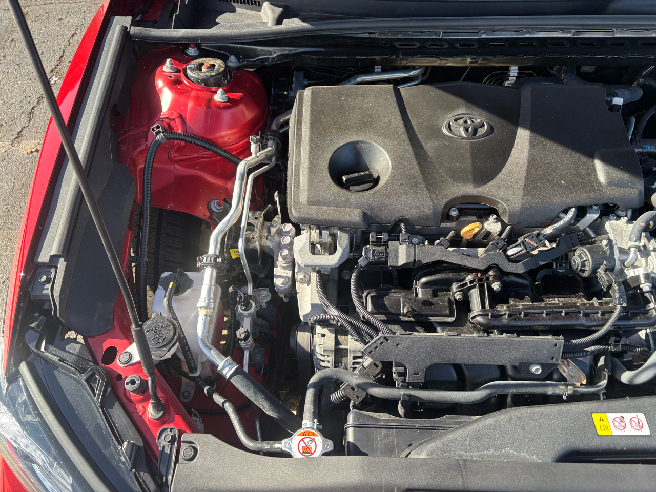 Toyota Camry SE 2023