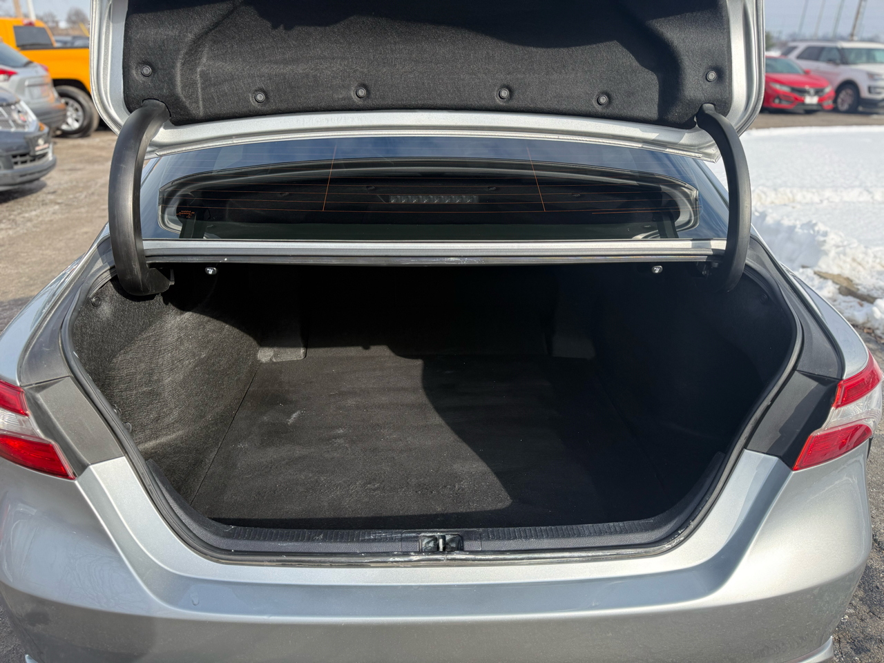 Toyota Camry SE 2019