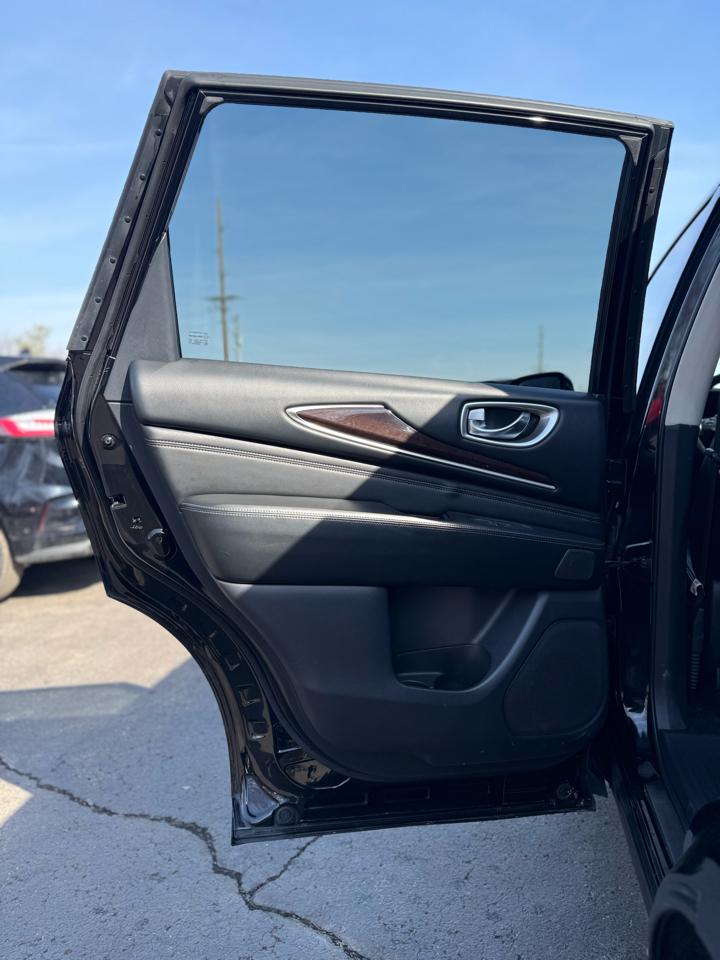 Infiniti QX60 Base AWD 2017