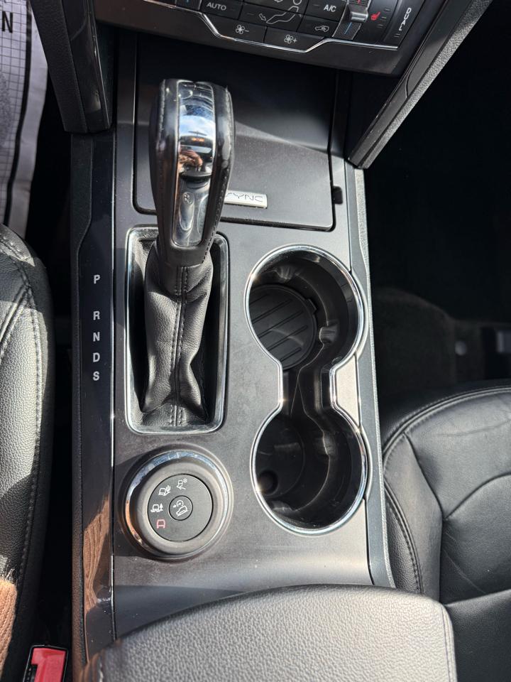 Ford Explorer XLT 4WD 2016