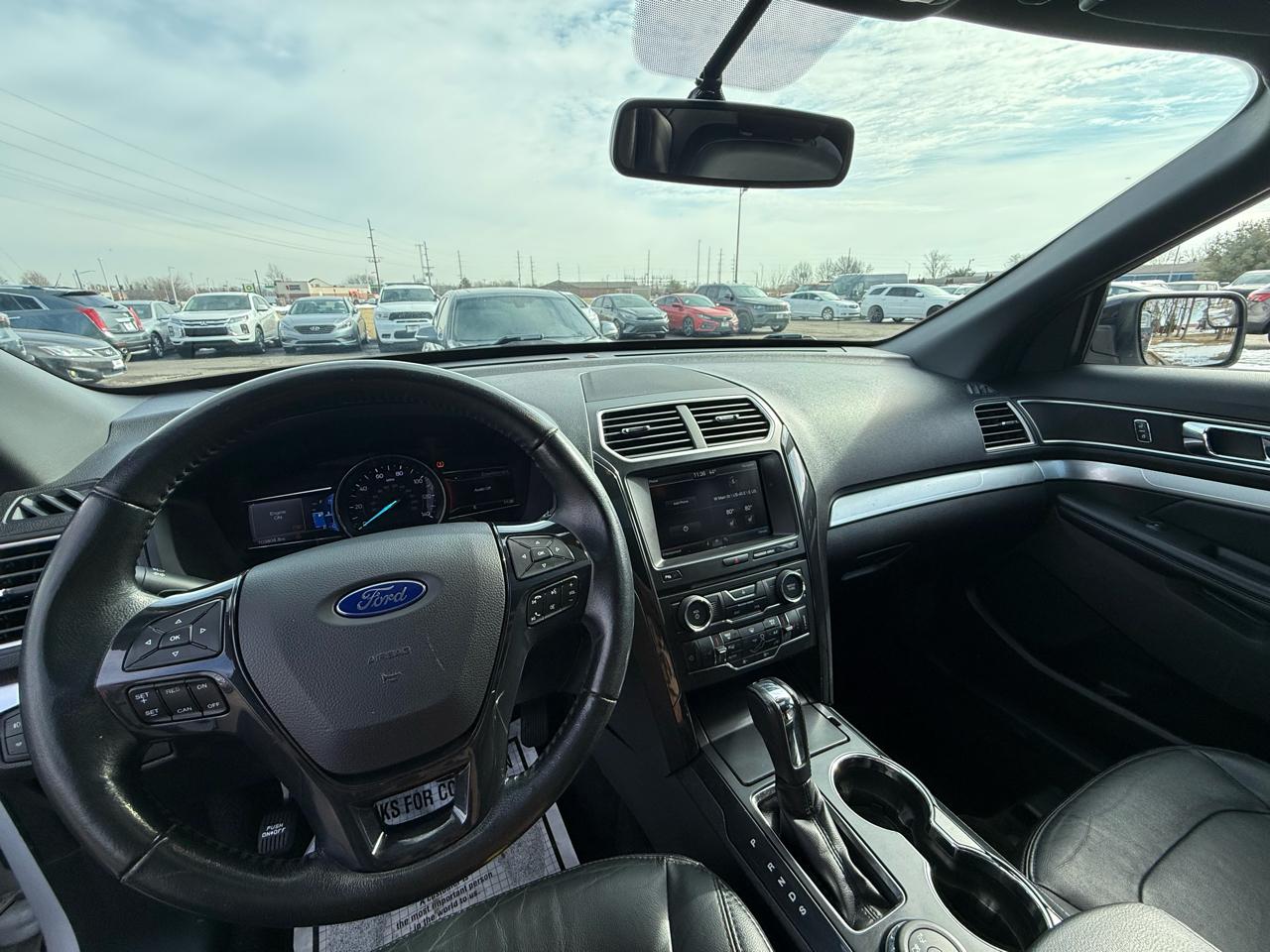 Ford Explorer XLT 4WD 2016