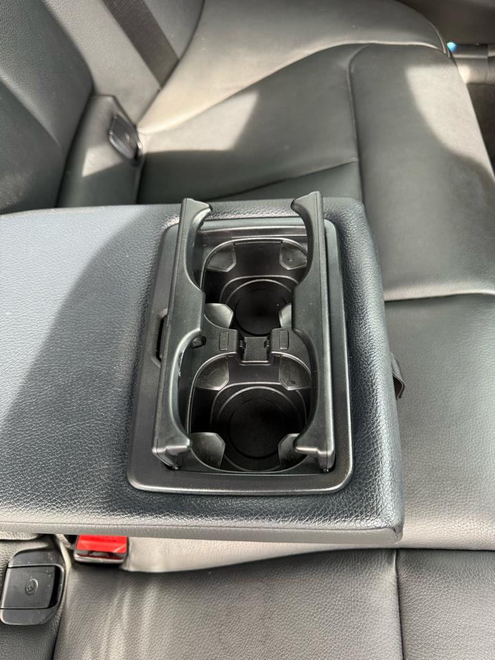 BMW 3-Series 330e iPerformance Sedan 2017