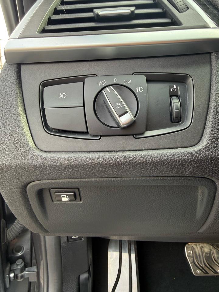 BMW 3-Series 330e iPerformance Sedan 2017