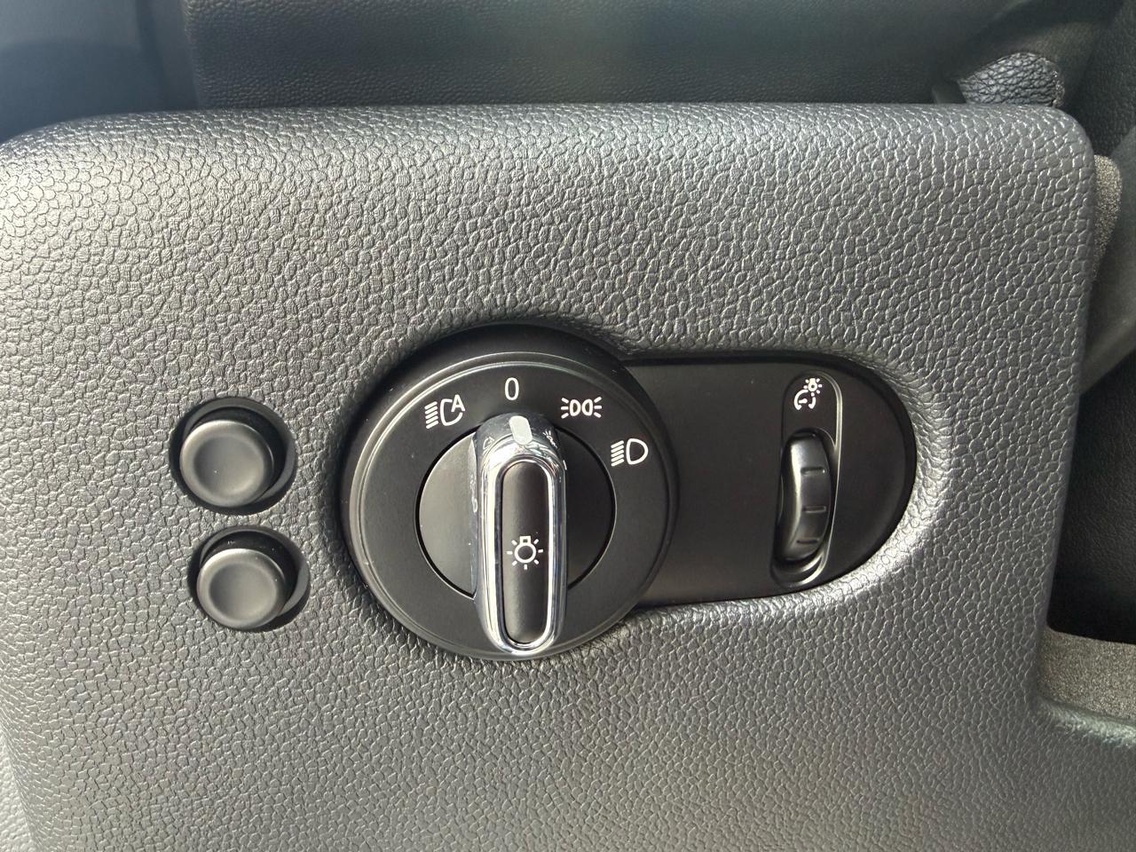 MINI Cooper 3-Door 2017