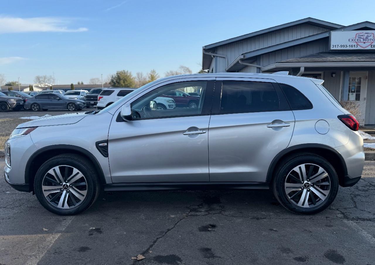 Mitsubishi Outlander Sport 2.0 ES CVT 2021