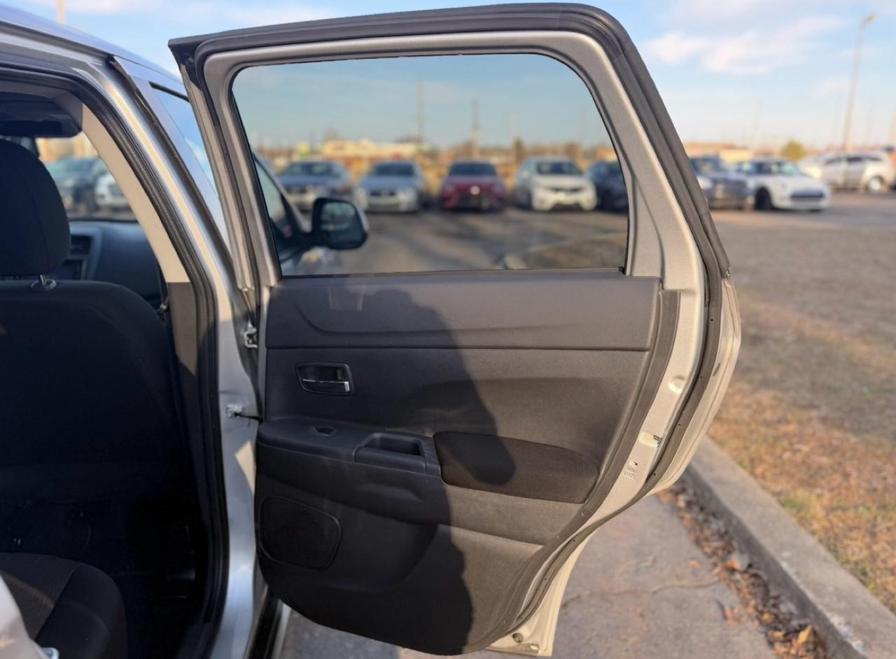 Mitsubishi Outlander Sport 2.0 ES CVT 2021