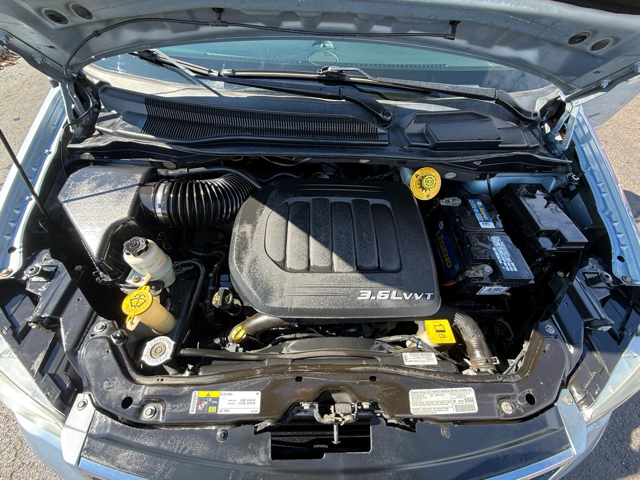 Chrysler Town & Country Touring-L 2013