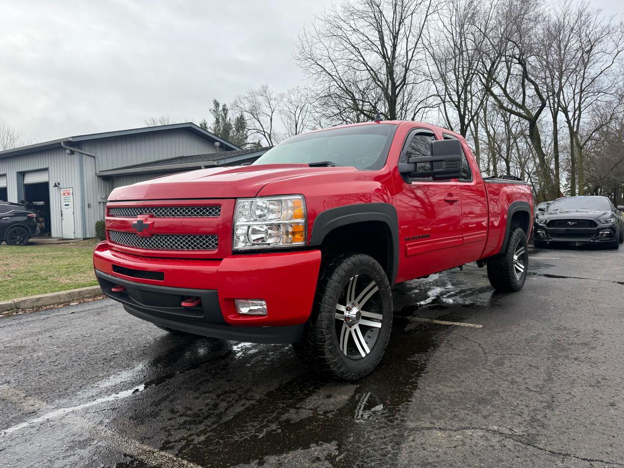 Chevrolet Silverado 1500 LTZ Extended Cab 4WD 2010
