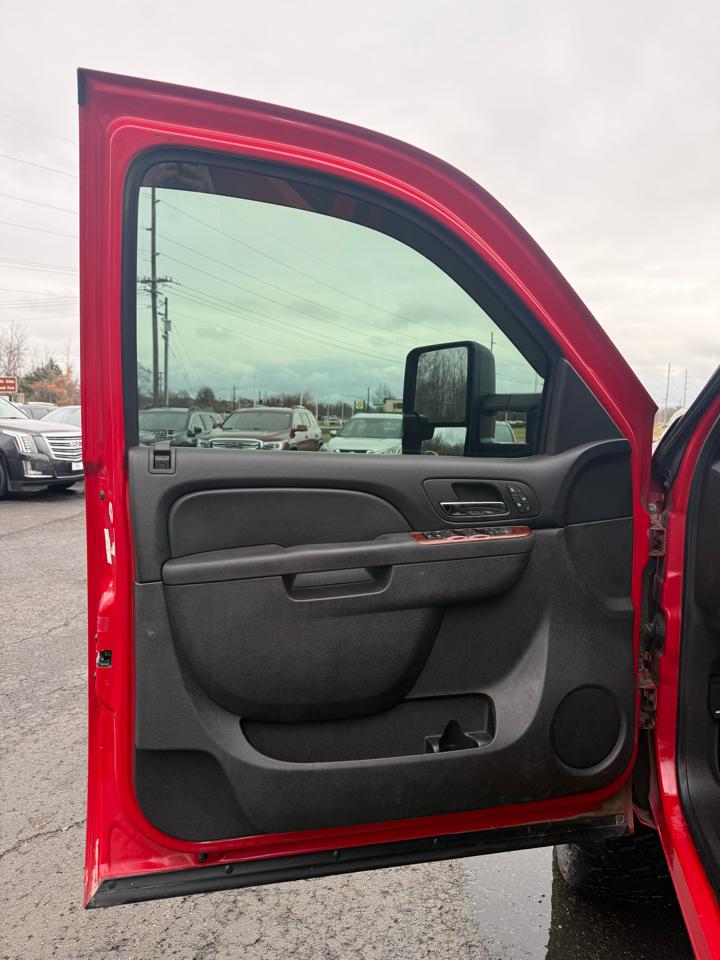 Chevrolet Silverado 1500 LTZ Extended Cab 4WD 2010