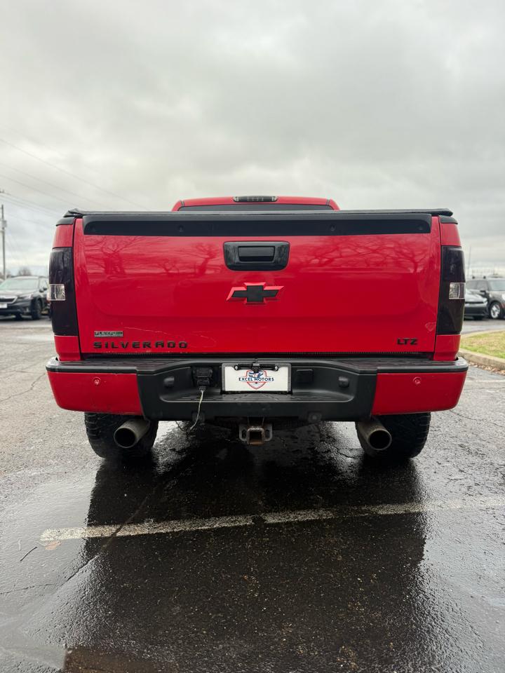 Chevrolet Silverado 1500 LTZ Extended Cab 4WD 2010