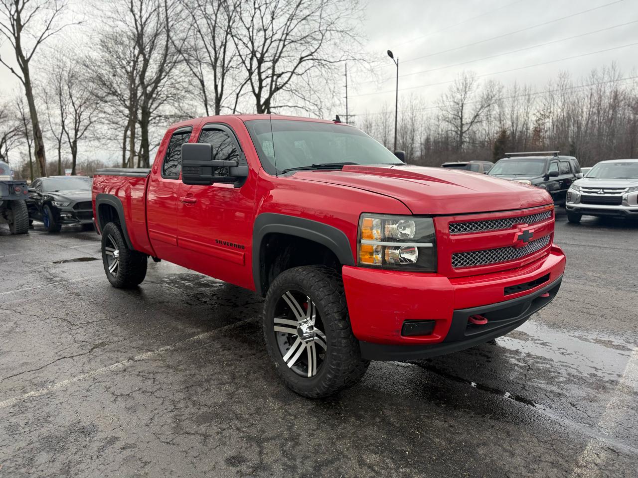 Chevrolet Silverado 1500 LTZ Extended Cab 4WD 2010