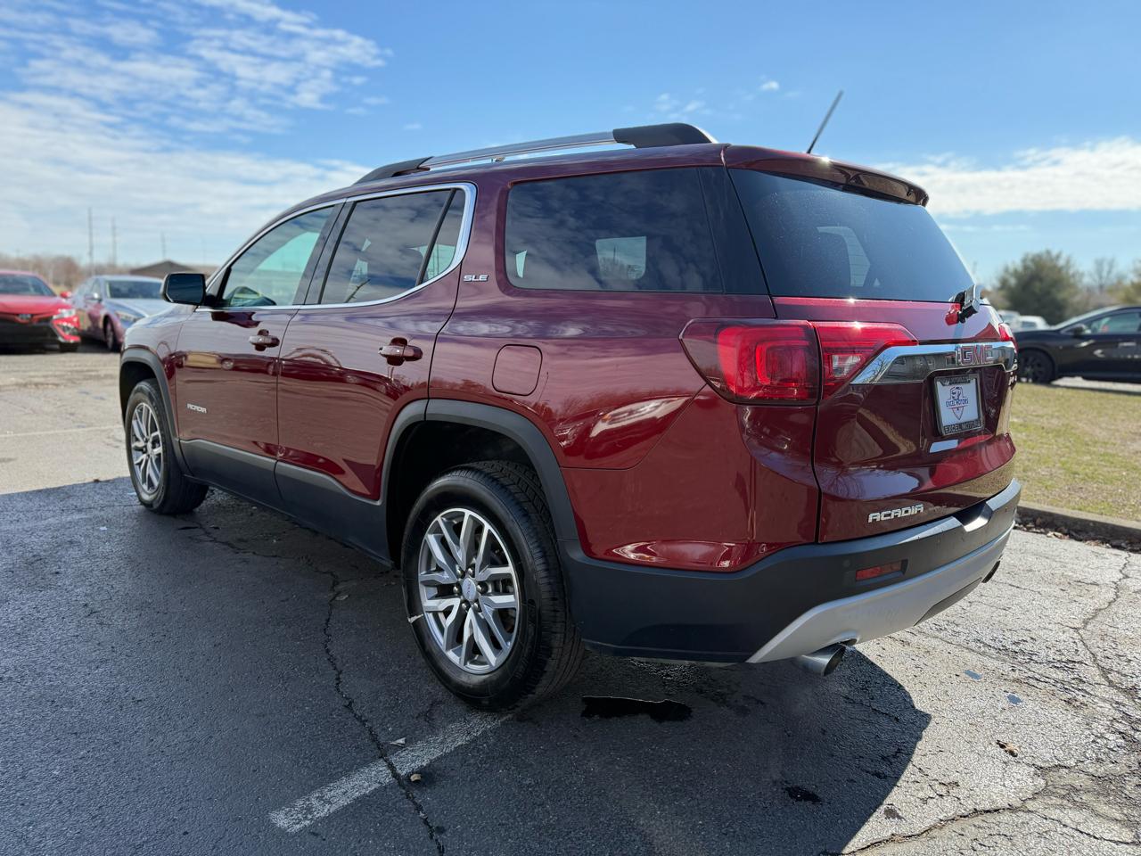 GMC Acadia SLE 4D SUV FWD 2017