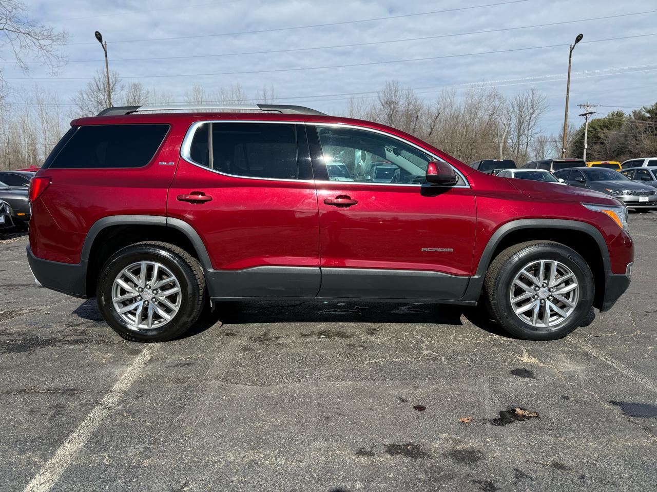 GMC Acadia SLE 4D SUV FWD 2017