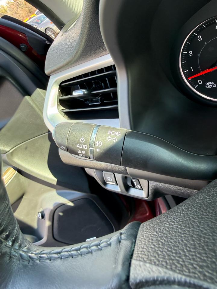 GMC Acadia SLE 4D SUV FWD 2017