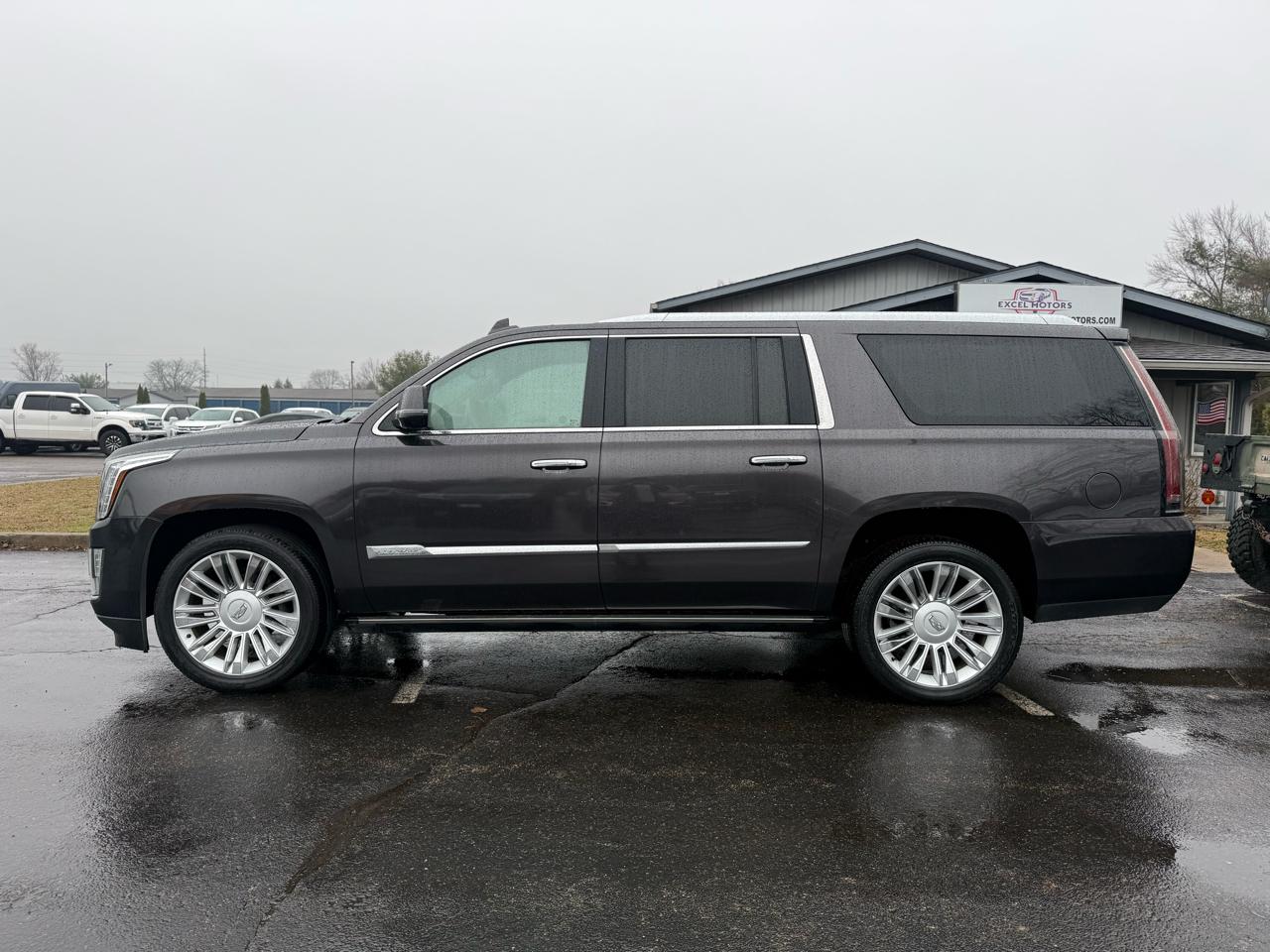 Cadillac Escalade ESV Platinum 4WD 2015