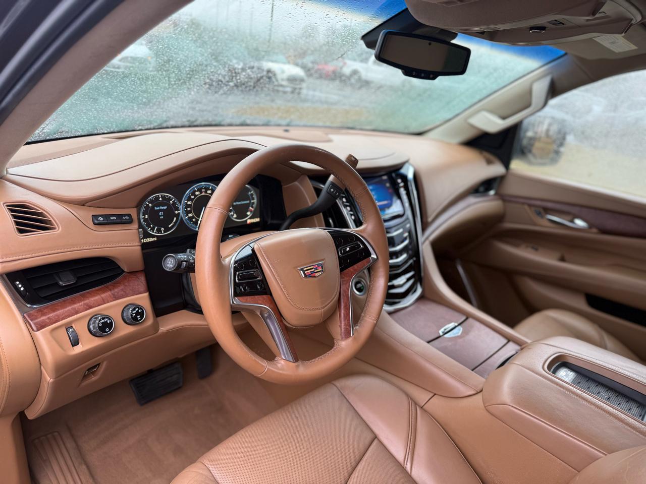 Cadillac Escalade ESV Platinum 4WD 2015