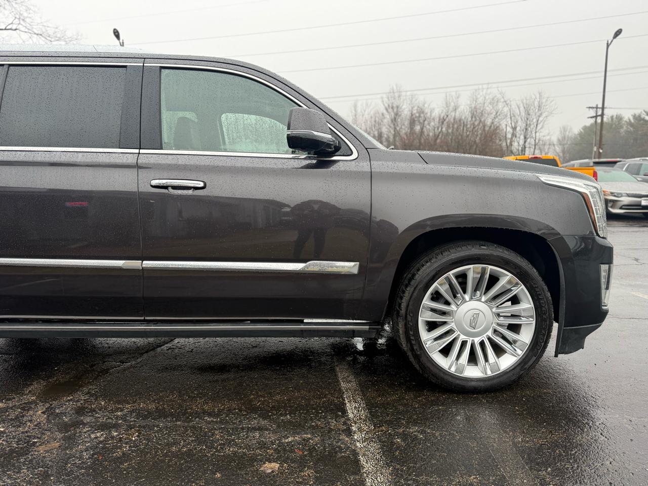 Cadillac Escalade ESV Platinum 4WD 2015
