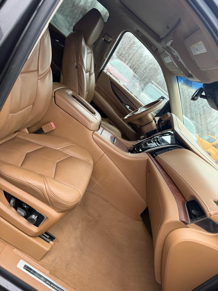 Cadillac Escalade ESV Platinum 4WD 2015